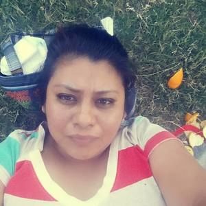 Meet your Posher, Olivia